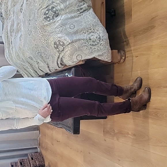 AG Adriano Goldschmied "The Stilt" Cigarette Jean in Maroon - Picture 1 of 10